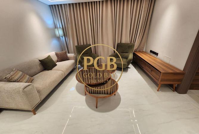 1011303 - Property Image 2