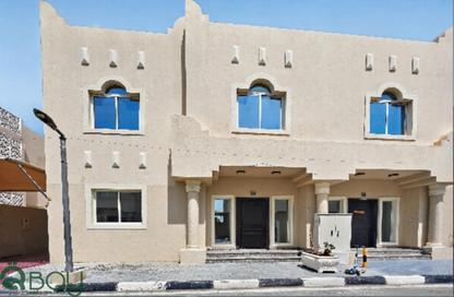 Compound - 3 - 3 for rent in Souk Al gharaffa - Al Gharrafa - Doha