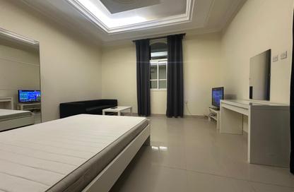 Apartment - Studio - 1 Bathroom for rent in West Bay - West Bay - Doha