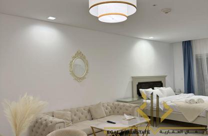 Apartment - Studio - 1 for rent in Viva West - Viva Bahriyah - The Pearl Island - Doha Apartment - Studio - 1 for rent in Viva West - Viva Bahriyah - The Pearl Island - Doha