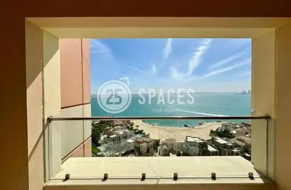 Apartment - 1 Bathroom for rent in Al Mutahidah Tower - Viva Bahriyah - The Pearl Island - Doha