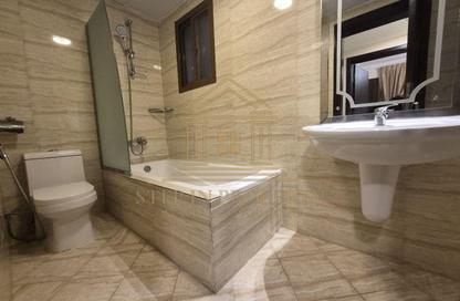 Apartment - 2 - 2 for rent in Ain Khaled Villas - Ain Khaled - Doha