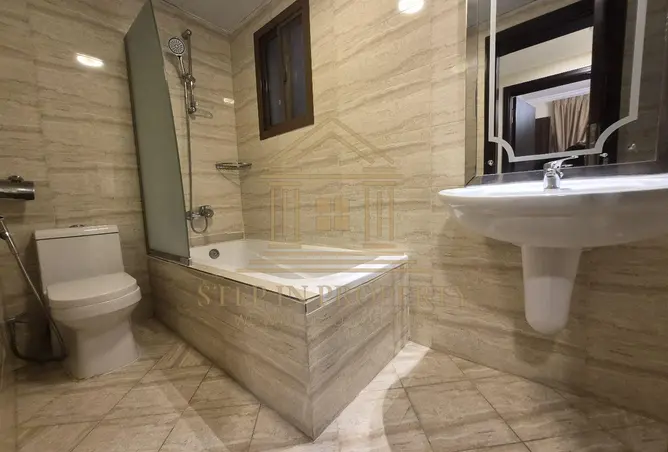 62805542 - Property Image 3