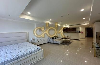 Apartment - Studio - 1 Bathroom for rent in East Porto Drive - Porto Arabia - The Pearl Island - Doha Apartment - Studio - 1 Bathroom for rent in East Porto Drive - Porto Arabia - The Pearl Island - Doha