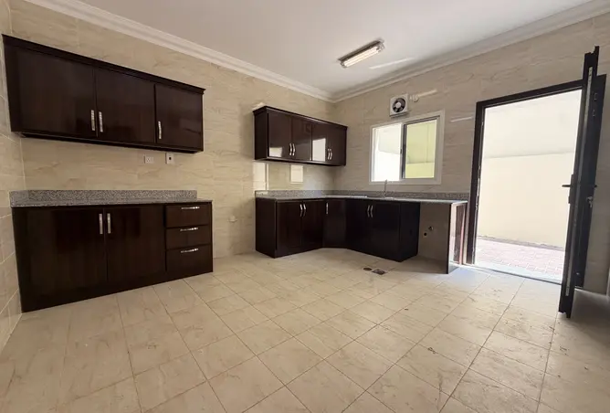 62463685 - Property Image 3