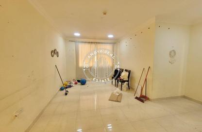 Apartment - 2 Bedrooms - 2 Bathrooms for rent in Old Airport Road - Old Airport Road - Doha