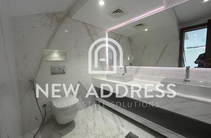 Penthouse - 4 Bedrooms - 4 Bathrooms for sale in East Porto Drive - Porto Arabia - The Pearl Island - Doha