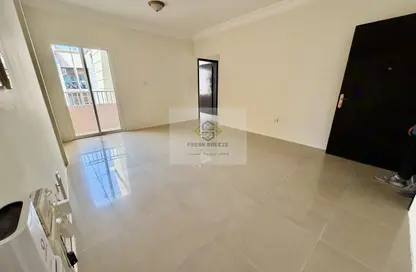 Apartment - 3 Bedrooms - 2 Bathrooms for rent in Al Nasr Street - Al Nasr - Doha