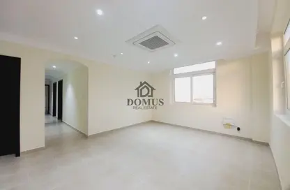 Apartment - 3 Bedrooms - 3 Bathrooms for rent in Ibn Asakir Street - Najma - Doha