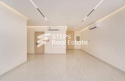 Apartment - 1 Bedroom - 2 Bathrooms for rent in Fereej Kulaib - Doha