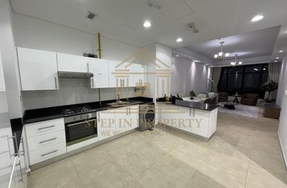 Apartment - 2 - 3 for rent in Lusail Marina Heights - Marina District - Lusail