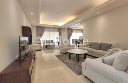 Villa - 5 Bedrooms - 7 Bathrooms for rent in Al Messila - Al Messila - Doha