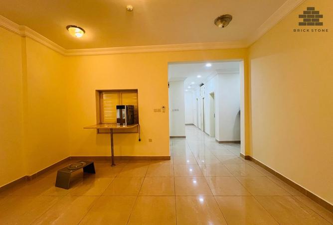 52273705 - صورة العقار 2