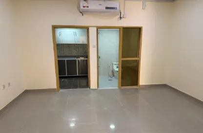 Apartment - Studio - 1 Bathroom for rent in Al Kharaitiyat - Al Kharaitiyat - Umm Salal Mohammed