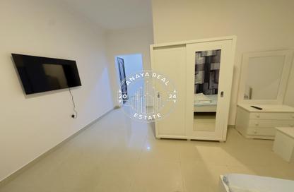 Villa - Studio - 1 Bathroom for rent in Salwa Road - Al Aziziyah - Doha Villa - Studio - 1 Bathroom for rent in Salwa Road - Al Aziziyah - Doha