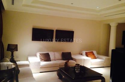 Townhouse - 2 Bedrooms - 3 Bathrooms for rent in West Porto Drive - Porto Arabia - The Pearl Island - Doha Townhouse - 2 Bedrooms - 3 Bathrooms for rent in West Porto Drive - Porto Arabia - The Pearl Island - Doha