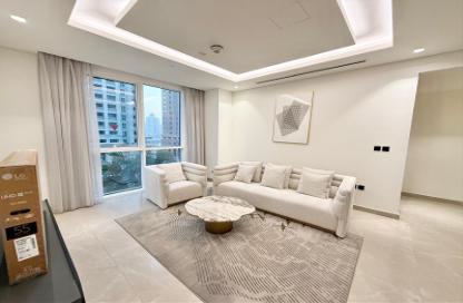 Apartment - 1 Bedroom - 2 Bathrooms for rent in Floresta Gardens - Floresta Gardens - The Pearl Island - Doha Apartment - 1 Bedroom - 2 Bathrooms for rent in Floresta Gardens - Floresta Gardens - The Pearl Island - Doha