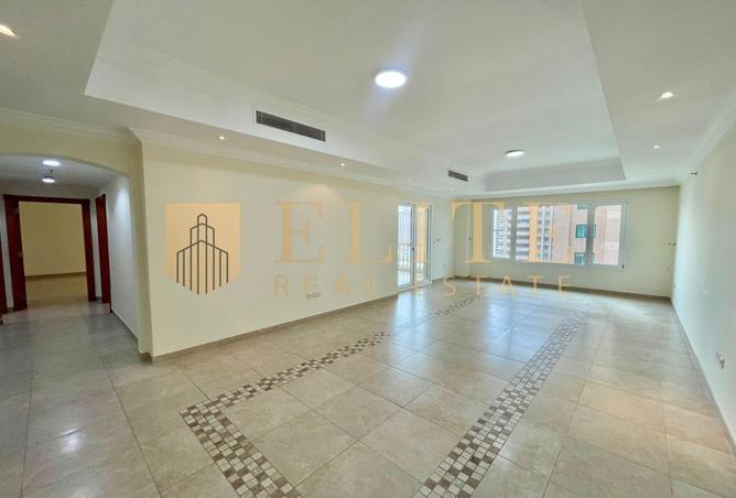 1032355 - Property Image 3