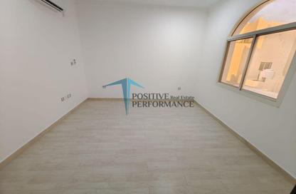 Apartment - Studio - 1 Bathroom for rent in Al Kheesa - Al Kheesa - Umm Salal Mohammed