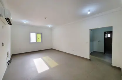 Apartment - 2 Bedrooms - 2 Bathrooms for rent in Old Airport Road - Old Airport Road - Doha
