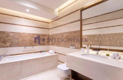Villa - 5 Bedrooms - 5 Bathrooms for rent in Abraj Bay - Abraj Quartiers - The Pearl Island - Doha