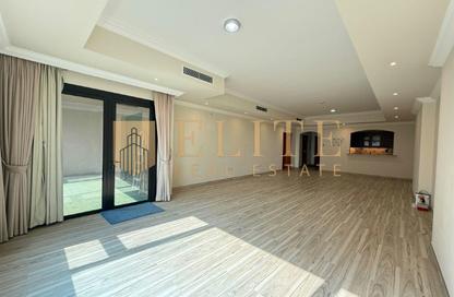 Apartment - 1 - 2 for rent in One Porto Arabia - Porto Arabia - The Pearl Island - Doha Apartment - 1 - 2 for rent in One Porto Arabia - Porto Arabia - The Pearl Island - Doha