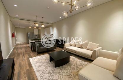 Apartment - 2 Bedrooms - 4 Bathrooms for rent in Floresta Gardens - Floresta Gardens - The Pearl Island - Doha