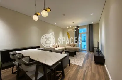 Apartment - 2 Bedrooms - 4 Bathrooms for rent in Floresta Gardens - Floresta Gardens - The Pearl Island - Doha