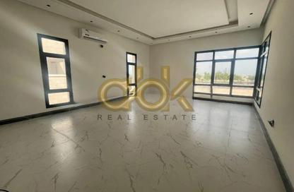 Villa - 6 Bedrooms - 7 Bathrooms for rent in Al Kheesa - Al Kheesa - Umm Salal Mohammed