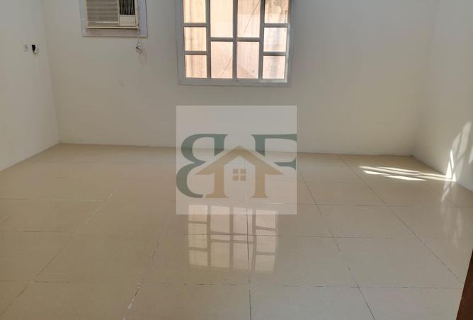 1004832 - صورة العقار 2