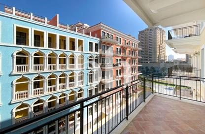 Apartment - 1 Bedroom - 2 Bathrooms for rent in Carnaval - Qanat Quartier - The Pearl Island - Doha
