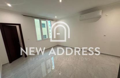 Apartment - 2 Bedrooms - 3 Bathrooms for rent in Al Sadd Road - Al Sadd - Doha Apartment - 2 Bedrooms - 3 Bathrooms for rent in Al Sadd Road - Al Sadd - Doha