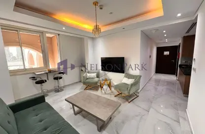 Apartment - 1 Bedroom - 2 Bathrooms for sale in Viva West - Viva Bahriyah - The Pearl Island - Doha