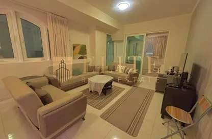 Apartment - 2 Bedrooms - 3 Bathrooms for rent in Viva West - Viva Bahriyah - The Pearl Island - Doha