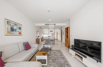 Apartment - 2 Bedrooms - 3 Bathrooms for rent in Viva West - Viva Bahriyah - The Pearl Island - Doha Apartment - 2 Bedrooms - 3 Bathrooms for rent in Viva West - Viva Bahriyah - The Pearl Island - Doha