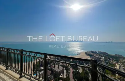 Apartment - 3 Bedrooms - 5 Bathrooms for rent in Floresta Gardens - Floresta Gardens - The Pearl Island - Doha