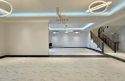 Apartment - 7 Bedrooms - 7+ Bathrooms for rent in Al Keesa Gate - Al Kheesa - Umm Salal Mohammed