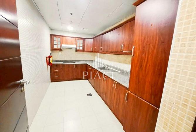 989978 - Property Image 2