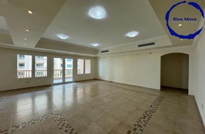 Apartment - 2 Bedrooms - 3 Bathrooms for rent in East Porto Drive - Porto Arabia - The Pearl Island - Doha Apartment - 2 Bedrooms - 3 Bathrooms for rent in East Porto Drive - Porto Arabia - The Pearl Island - Doha