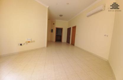Apartment - 2 Bedrooms - 2 Bathrooms for rent in Muntazah 19 - Al Muntazah - Doha
