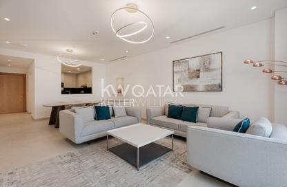 Apartment - 2 Bedrooms - 2 Bathrooms for rent in Floresta Gardens - Floresta Gardens - The Pearl Island - Doha