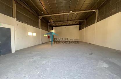 Warehouse - Studio for rent in Industrial Area 5 - Industrial Area - Industrial Area - Doha