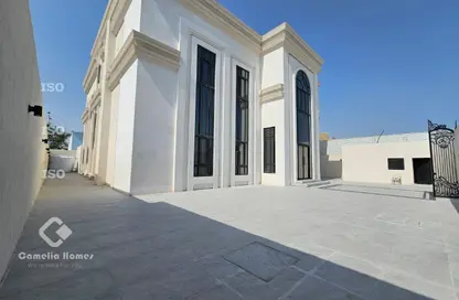 فيلا - 8 غرف نوم - 8 حمامات للبيع في عنيزة - عنيزة - الدوحة