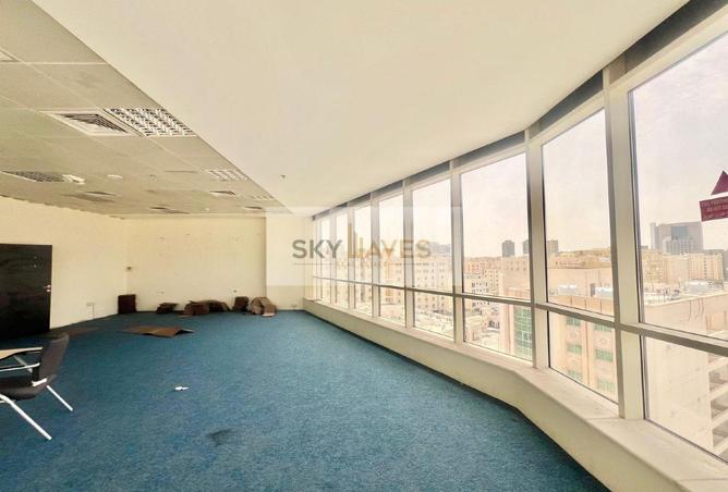 54493430 - صورة العقار 3