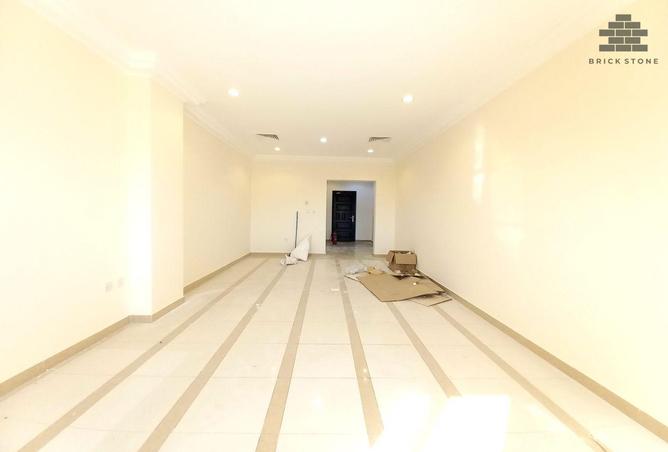 60668463 - Property Image 2