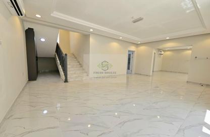 Compound - 4 Bedrooms - 4 Bathrooms for rent in Muraikh - AlMuraikh - Doha