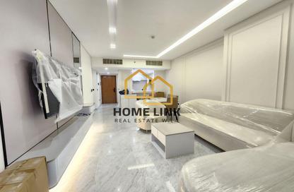 Apartment - 2 Bedrooms - 4 Bathrooms for rent in Marina Tower 23 - Marina District - Lusail