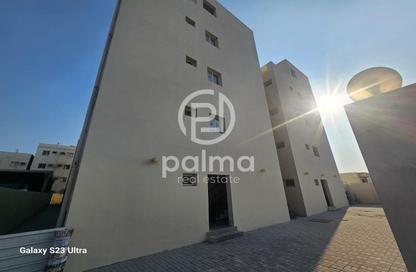 Labor Camp - Studio - 7+ Bathrooms for rent in Industrial Area 5 - Industrial Area - Industrial Area - Doha