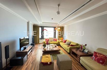 Apartment - 1 Bedroom - 2 Bathrooms for sale in Tower 19 - Porto Arabia - The Pearl Island - Doha