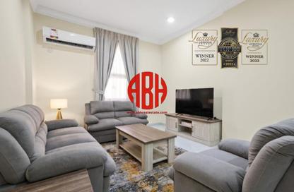 Apartment - 2 Bedrooms - 2 Bathrooms for rent in T Block - Al Manara Street - Al Sadd - Doha